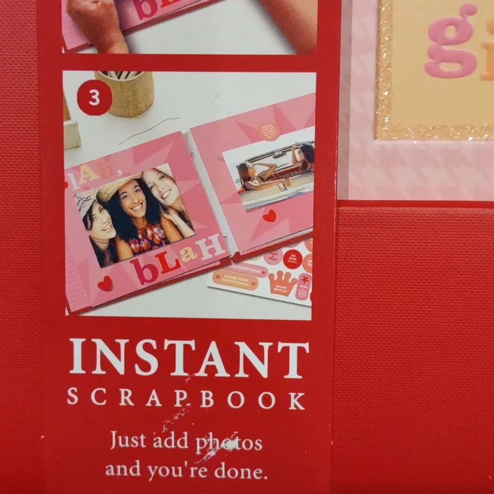 Girlfriends instant scrapbook, by hallmark, nib